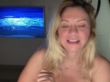 webcam girl kiradivine image #2400948