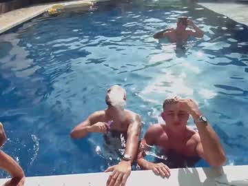 webcam man mansion_vc image #6716259