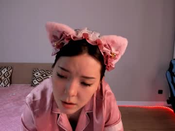 webcam girl min_gun image #5912347