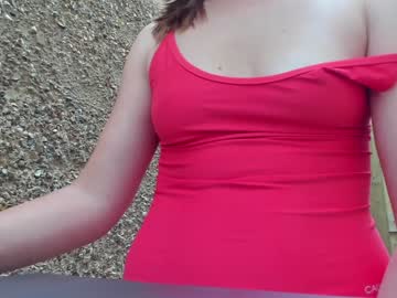 webcam girl eatmypie69 image #4676518