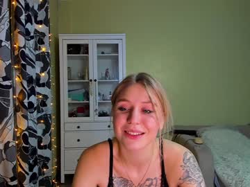 webcam girl lil_shynee image #5932945