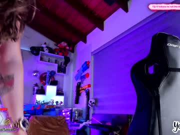 webcam girl yesikasaenz image #3042252