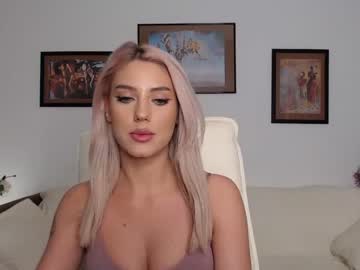 webcam girl i_am_sarahxxx image #3928561