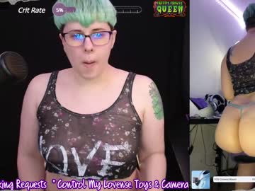 webcam girl creepycrawlyqueen image #6130939