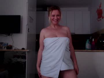 webcam girl kiradivine image #2019532