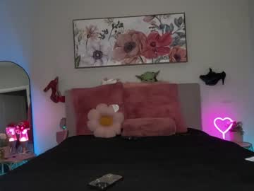 webcam couple ari_lovexo image #5668963