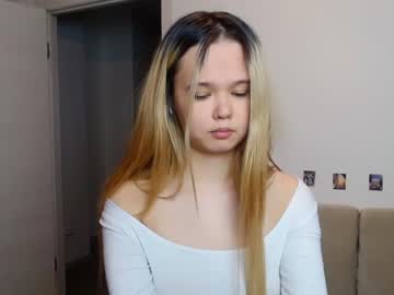 webcam girl selena_hearts image #5827699
