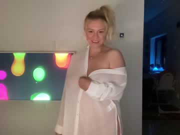 webcam girl kiradivine image #2801376