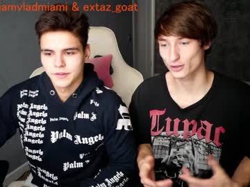 webcam man holiday_boys image #3022176