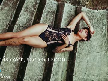 webcam girl lucia_ferri image #2059140