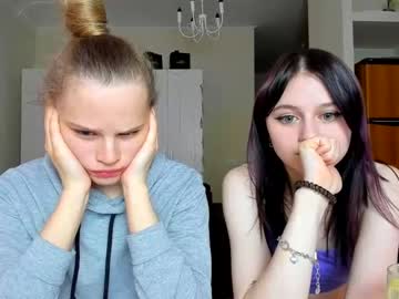 webcam couple sophie_and_rachelss image #3617858