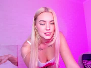 webcam girl 8a8y_nura image #1441255
