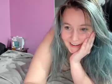 webcam girl kristicutiez image #6187720