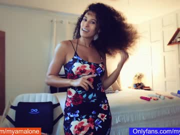 webcam girl blissense image #2395091