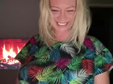 webcam girl kiradivine image #4198809