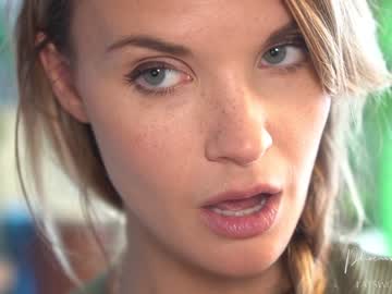 webcam girl phoenix_taylor image #2043616