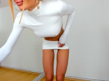 webcam girl ingridblondy94 image #3521852