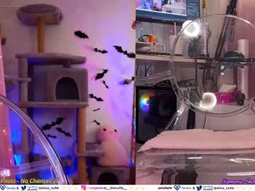 webcam girl _biscuitty image #6512308
