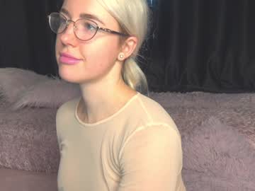 webcam girl xtina__ image #3237898