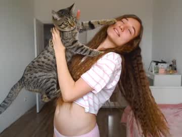 webcam girl ambertan1 image #2188391