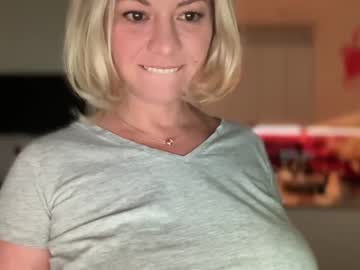 webcam girl kiradivine image #5448789