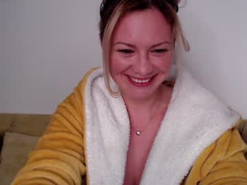 webcam girl kiradivine image #1588494