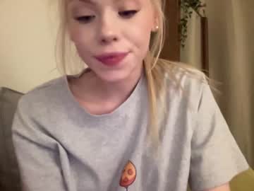 webcam girl sonyaplush image #3943269