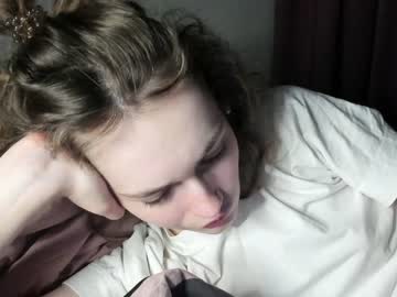 webcam girl mxxnsxsul image #2415576