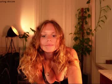 webcam girl thelawofattraction image #125253