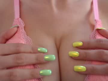 webcam girl eat_mee_out image #2212897