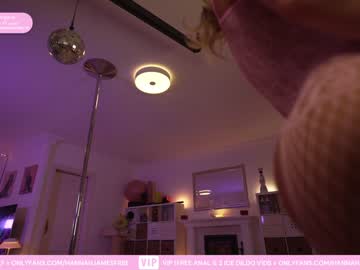 webcam girl hannahjames710 image #4051007