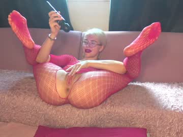 webcam girl xtina__ image #1915940