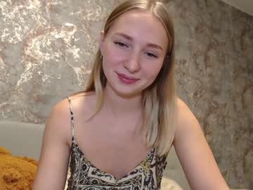 webcam girl foxy0990 image #573806