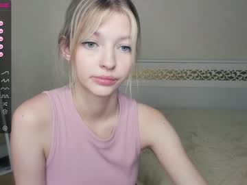 webcam girl _white_crystal image #2153366