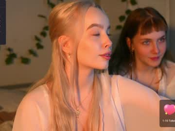webcam couple mother__of__dragons image #6074594