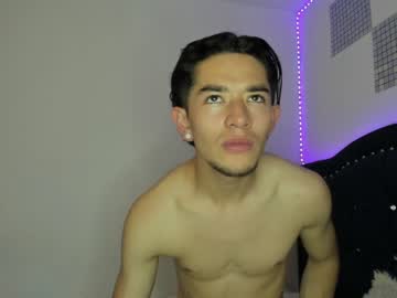 webcam couple lila__jack image #2548193