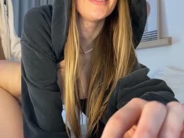 webcam girl babyvuitton image #6217176
