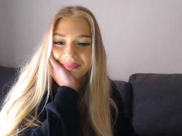 webcam girl pervyblonde image #1249090