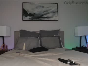 webcam couple ari_lovexo image #2795263