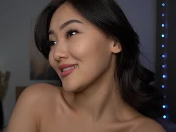 webcam girl refined_style image #6511948