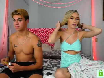 webcam couple alyssa_powers image #1648012