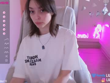 webcam girl lily_ewing image #4153089