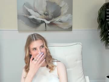 webcam girl fannycullimore image #6542346