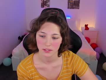 webcam girl cherry_lea_ image #5559070