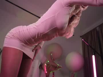 webcam girl artmosphera image #1741290