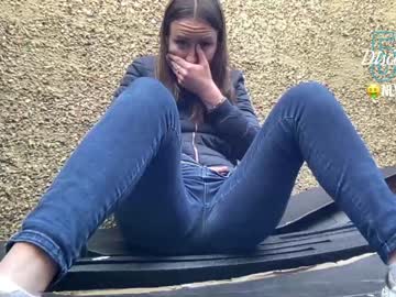 webcam girl eatmypie69 image #1399505