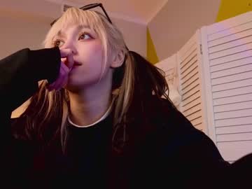 webcam girl y_u_m_i_k_a image #4310484