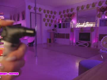 webcam girl hannahjames710 image #6761725