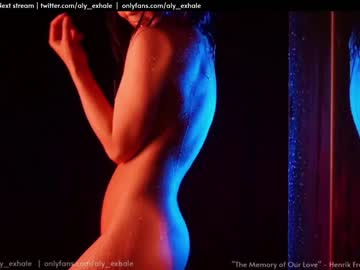 webcam girl _exhale image #1338173