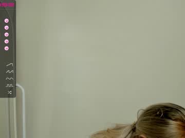webcam girl dollyemy image #3825605